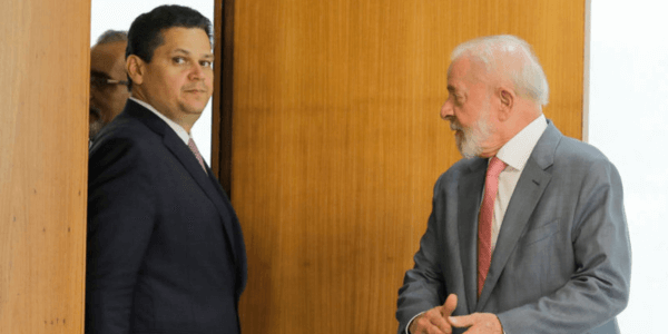 Lula se compromete a liberar exploração de petróleo na Margem Equatorial