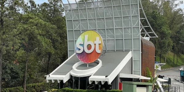 SBT Adota Nova Estrutura Organizacional Após Morte de Silvio Santos